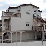 Appartamento Madzari - Ciovo - Pool Traù